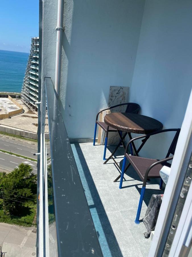 Апартаменты Елена Batumi Luaran gambar